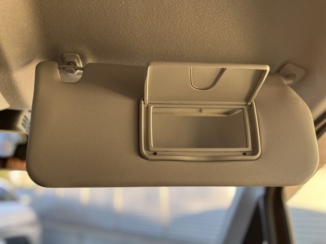 SUZUKI WAGON R STINGRAY 2018 Image 31