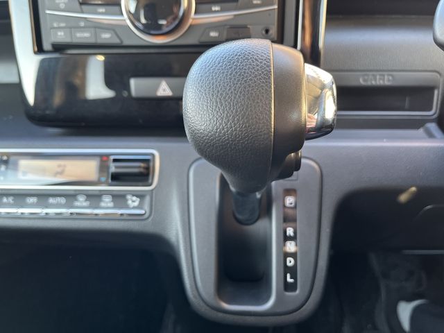 SUZUKI WAGON R STINGRAY 2018 Image 31