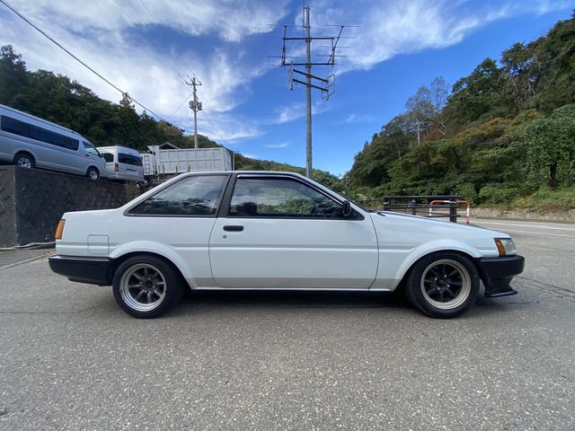 TOYOTA COROLLA LEVIN 1984 Image 31