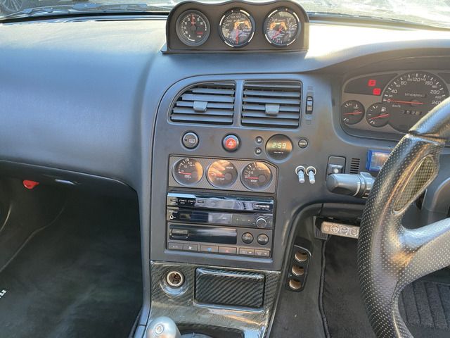 NISSAN SKYLINE GT-R 1996 Image 31