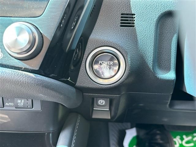 TOYOTA LEXUS ES300H 2023 Image 31