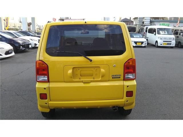 DAIHATSU NAKED 2002 Image 31