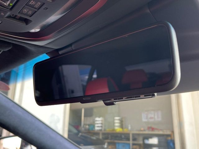 TOYOTA LEXUS LS500 2018 Image 31