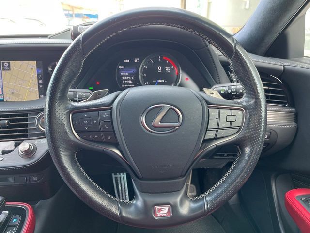 TOYOTA LEXUS LS500 2018 Image 31