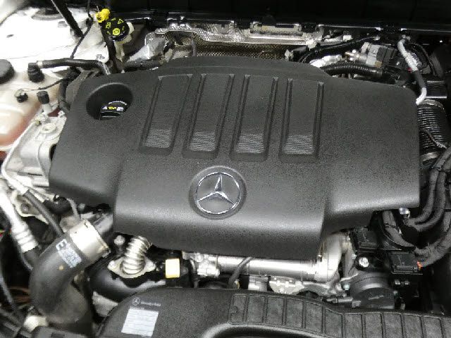 MERCEDES BENZ GLB 2020 Image 31