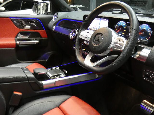 MERCEDES BENZ GLB 2020 Image 31