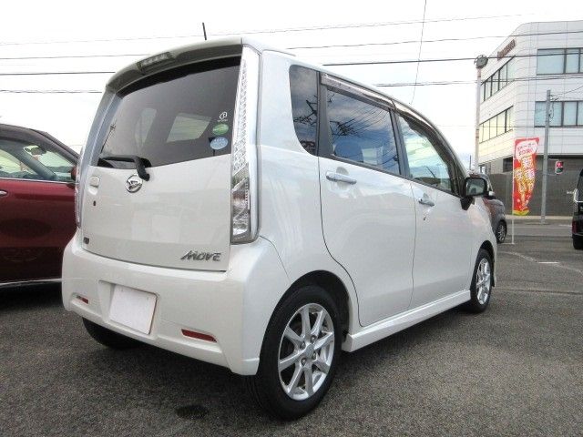 DAIHATSU MOVE CUSTOM 2013 Image 31