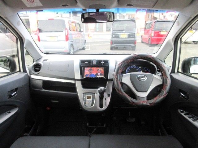 DAIHATSU MOVE CUSTOM 2013 Image 31