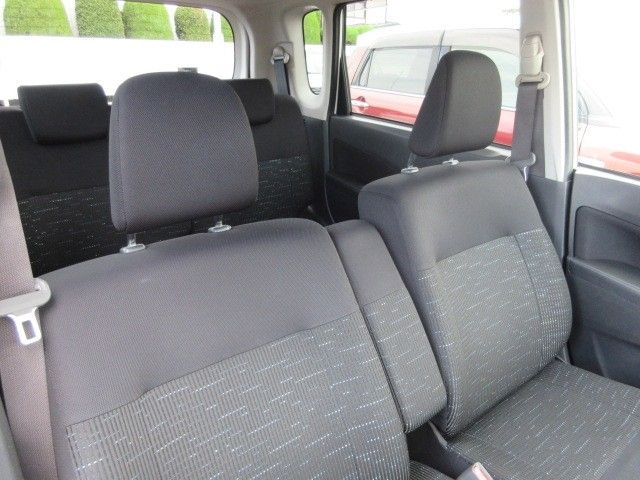 DAIHATSU MOVE CUSTOM 2013 Image 31