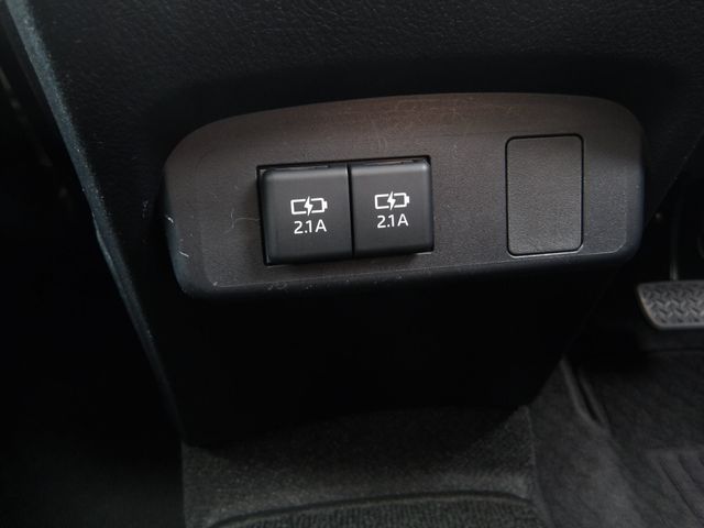 TOYOTA SIENTA 2019 Image 31