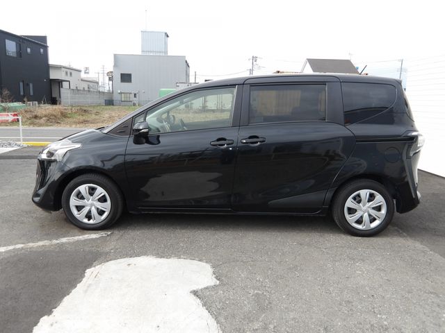 TOYOTA SIENTA 2019 Image 31