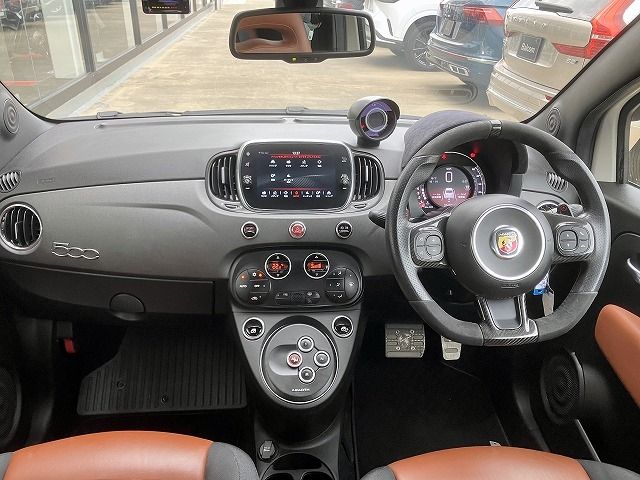 FIAT ABARTH 595 2021 Image 31