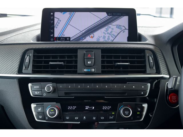 BMW M2 COUPE 2018 Image 31