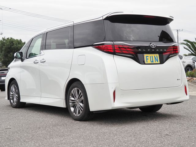 TOYOTA ALPHARD HYBRID 2023 Image 31