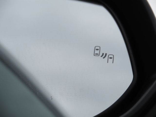 TOYOTA ALPHARD HYBRID 2023 Image 31