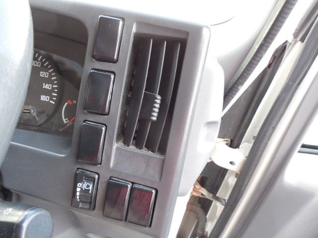 MAZDA TITAN 2012 Image 31