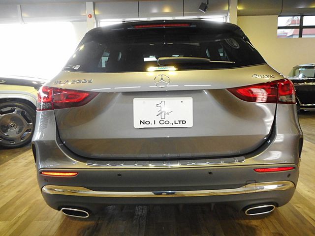 MERCEDES BENZ GLA CL 2021 Image 31