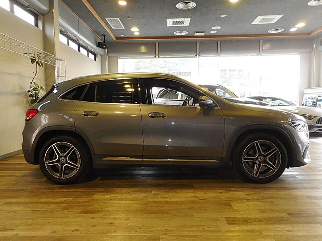 MERCEDES BENZ GLA CL 2021 Image 31