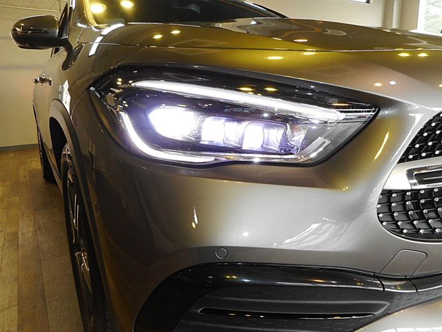 MERCEDES BENZ GLA CL 2021 Image 31