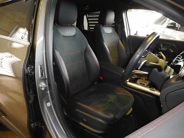 MERCEDES BENZ GLA CL 2021 Image 31