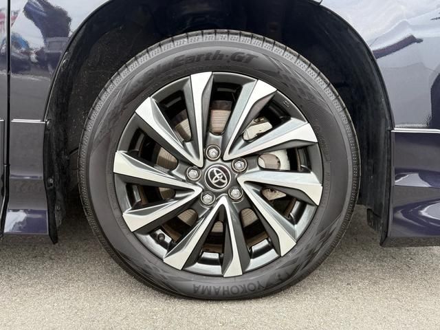 TOYOTA VOXY HYBRID 2024 Image 31