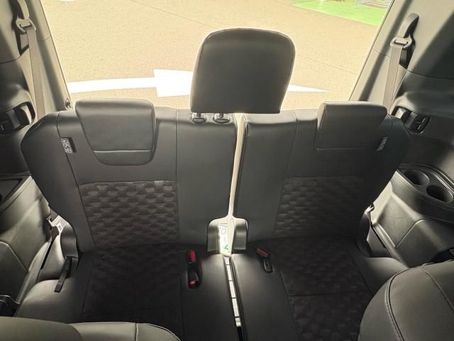 TOYOTA VOXY HYBRID 2024 Image 31