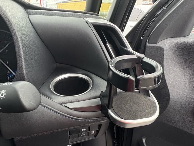 TOYOTA VOXY HYBRID 2024 Image 31