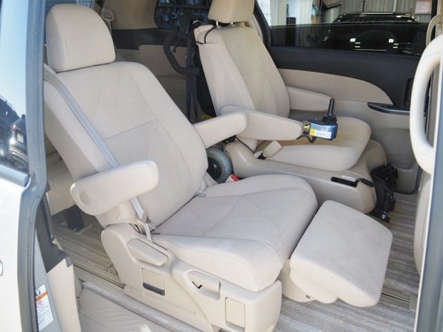 TOYOTA ESTIMA HYBRID 4WD 2014 Image 31