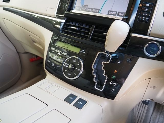 TOYOTA ESTIMA HYBRID 4WD 2014 Image 31