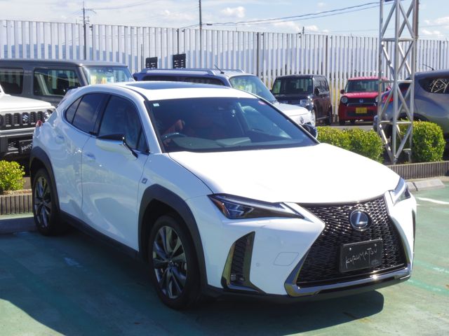 TOYOTA LEXUS UX200 2018 Image 31
