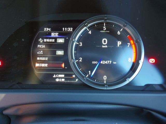 TOYOTA LEXUS UX200 2018 Image 31