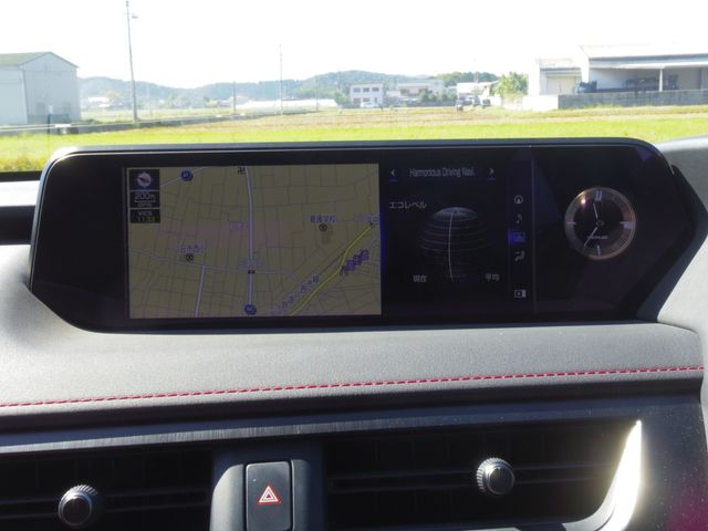 TOYOTA LEXUS UX200 2018 Image 31