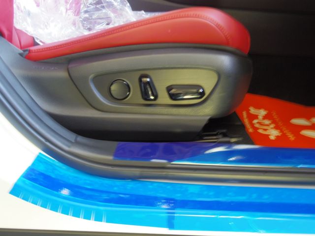 TOYOTA LEXUS UX200 2018 Image 31