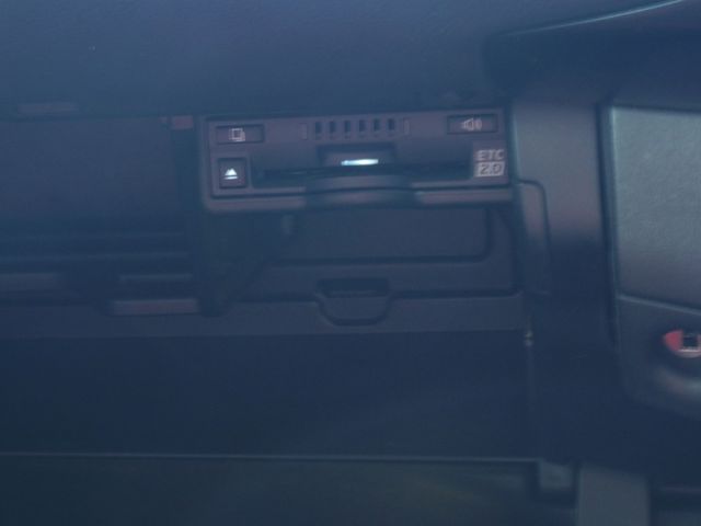 TOYOTA LEXUS UX200 2018 Image 31