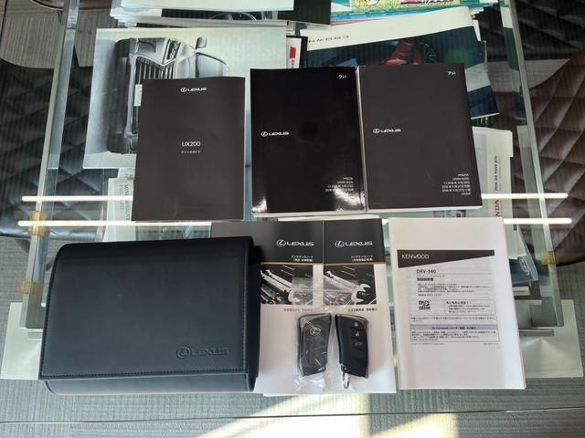 TOYOTA LEXUS UX200 2018 Image 31