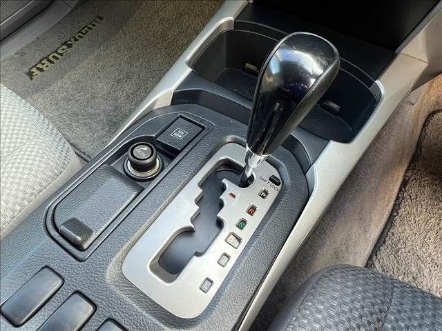 TOYOTA HILUXSURF WAGON 4WD 2004 Image 31