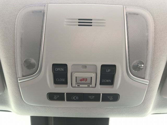 TOYOTA PRIUS 2020 Image 31