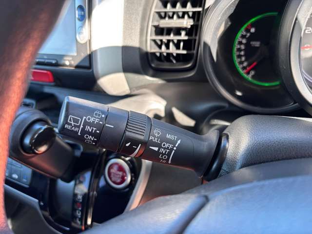 HONDA N BOX 2014 Image 31