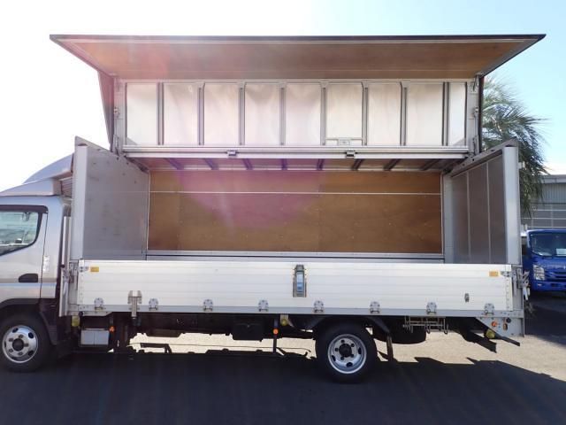 MITSUBISHI CANTER 2019 Image 31