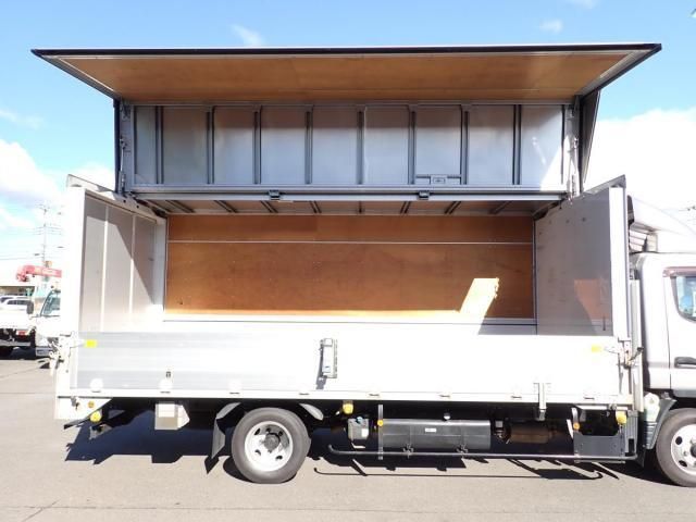 MITSUBISHI CANTER 2019 Image 31