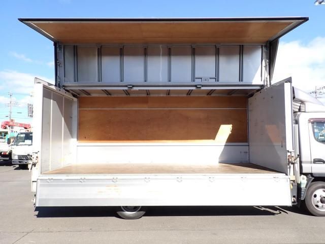 MITSUBISHI CANTER 2019 Image 31