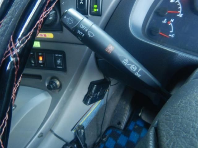 NISSAN DIESEL QUON 2006 Image 31