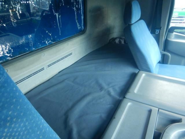 NISSAN DIESEL QUON 2006 Image 31