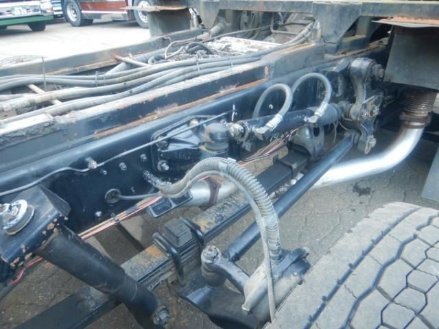 NISSAN DIESEL QUON 2006 Image 31