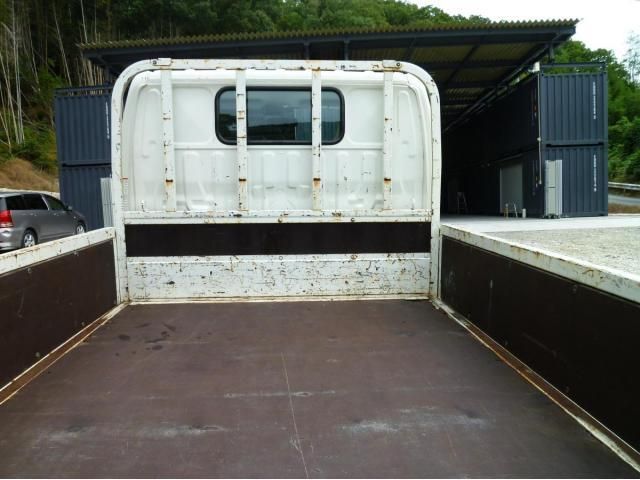 HINO DUTRO 2018 Image 31