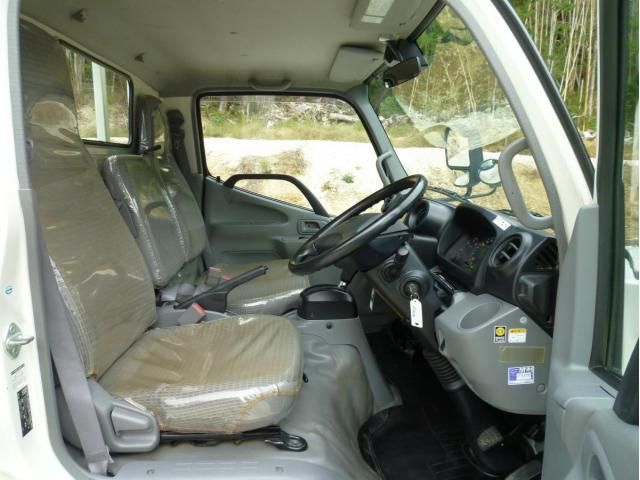 HINO DUTRO 2018 Image 31