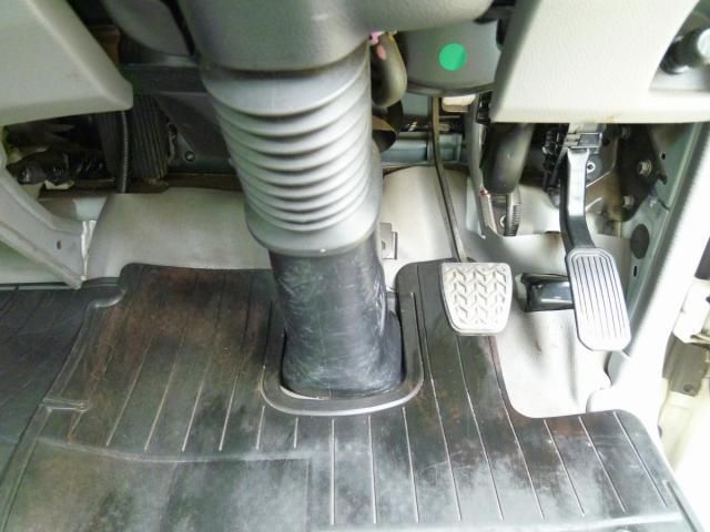 HINO DUTRO 2018 Image 31