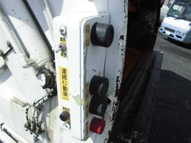 ISUZU ELF 2011 Image 31