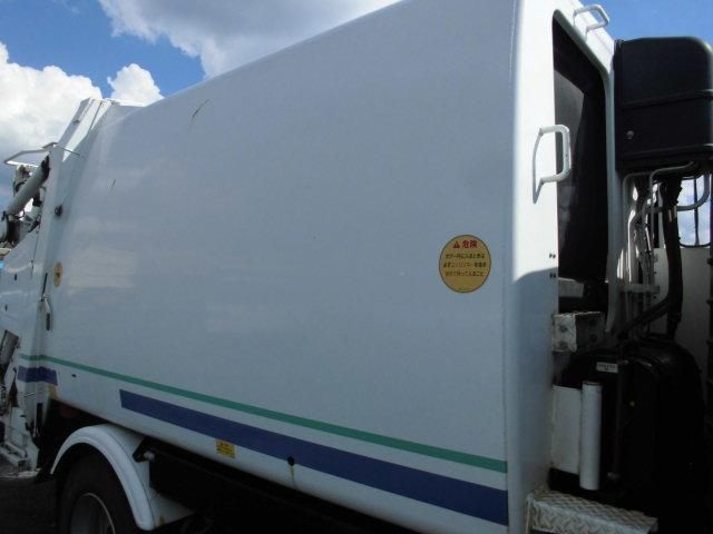 ISUZU ELF 2011 Image 31