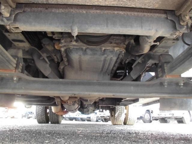 ISUZU ELF 2011 Image 31